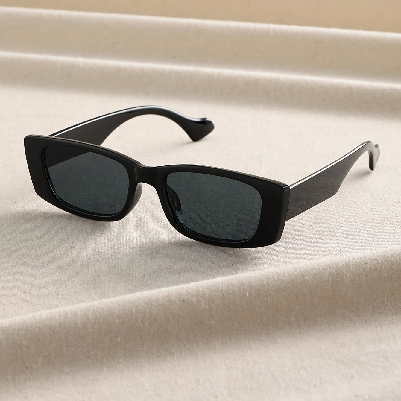 Women’s PC Frame Geometric Glasses - Stylish Lightweight Fashion Eyewear