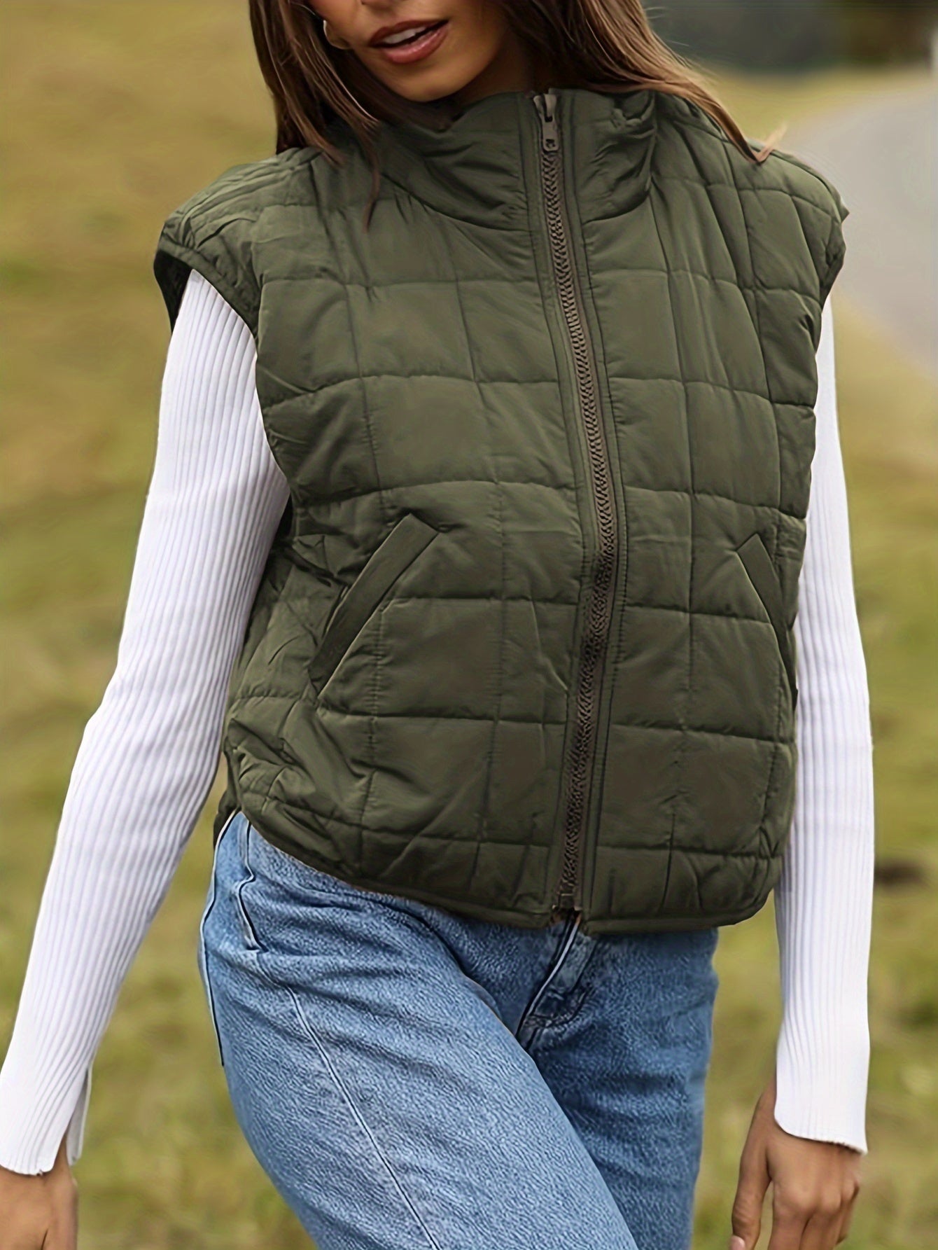 Women’s Sleeveless Zipper Pocket Vest  - Minimalist Solid Color Waistcoat